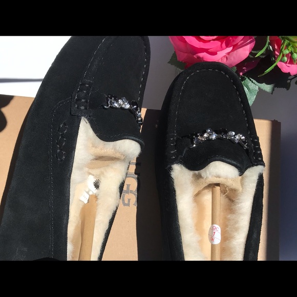 UGG Ansley Charm Gem Slippers - Picture 9 of 11